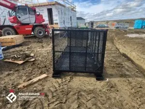 5x12 heavy duty man basket construction site side view 02 | ManBaskets.ca