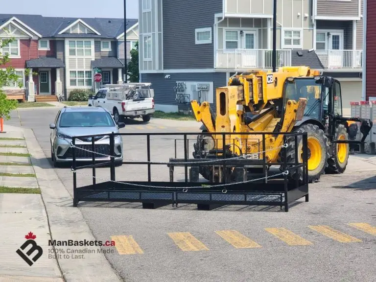 Custom Roofing Man Basket Designed for Roof Debris Dumping