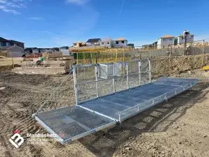 Heavy-Duty 5×12 Telehandler Man Basket – 6,000 lb Rated 3 | ManBaskets.ca Expanded Working Platform with Side Extensions Deployed | ManBaskets.ca