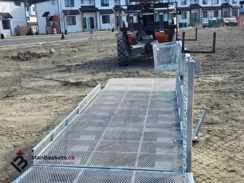 Heavy-Duty Expandable Work Platform 5X12 ft thumbnail 3